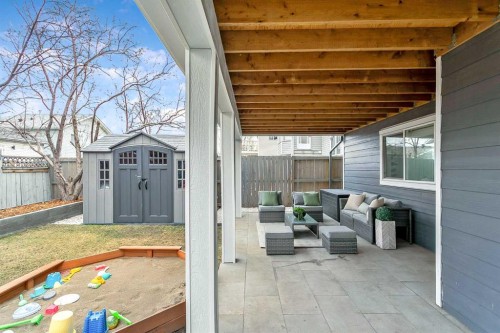 59 Rivercroft Close Se, Calgary, AB 