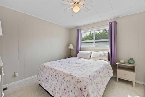 828 West Chestermere, Chestermere, AB 