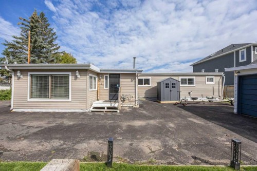 828 West Chestermere, Chestermere, AB 