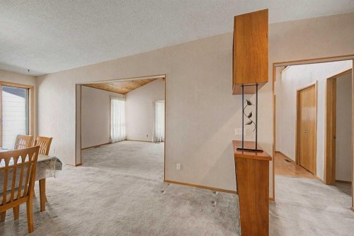 1284 Hunterburn Crescent Nw, Calgary, AB 