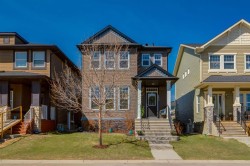 380 Evanspark Gardens NW Calgary, AB T3G 0P5
