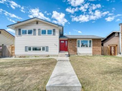 235 Rundleridge Drive NE Calgary, AB T1Y 2K5