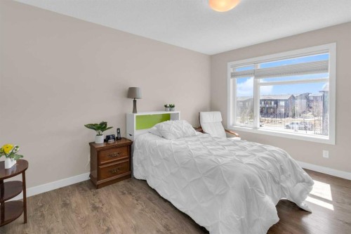 70 Sage Bluff Gate Nw, Calgary, AB - Indoor Photo Showing Bedroom