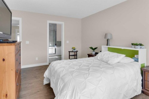 70 Sage Bluff Gate Nw, Calgary, AB - Indoor Photo Showing Bedroom