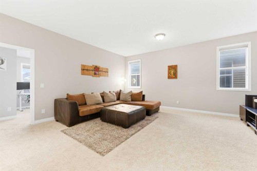 71 Evansfield Rise Nw, Calgary, AB - Indoor Photo Showing Living Room