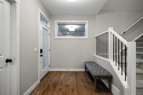 135 Silver Spruce Grove Sw, Calgary, AB - Indoor Photo Showing Other Room