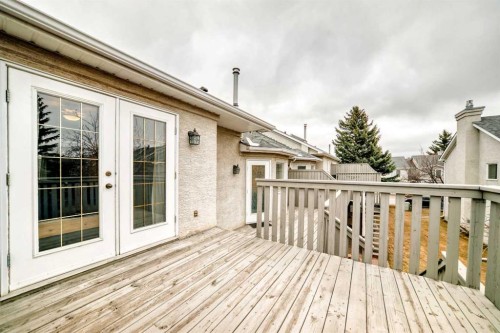 19 Sunlake Gardens Se, Calgary, AB - Outdoor With Deck Patio Veranda With Exterior