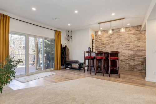 402 Rocky Ridge Cove Nw, Calgary, AB - Indoor