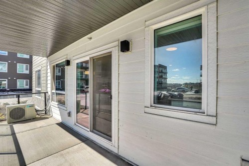 1102-33 Carringham Gate Nw, Calgary, AB - Outdoor With Exterior