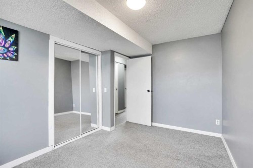 52 Pennsburg Way Se, Calgary, AB - Indoor Photo Showing Other Room
