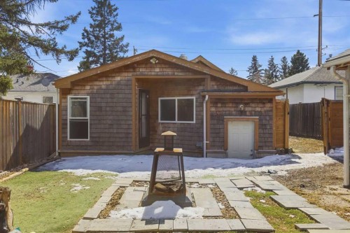 134 32 Avenue Ne, Calgary, AB - Outdoor