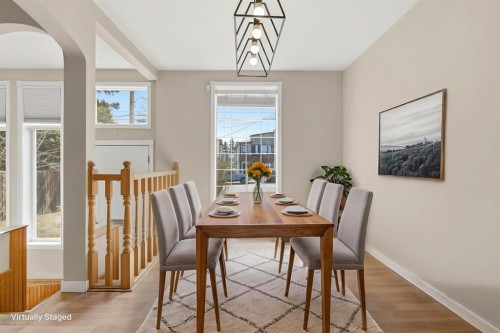 134 32 Avenue Ne, Calgary, AB - Indoor Photo Showing Dining Room