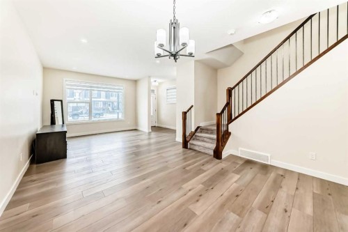 538 Sage Hill Road Nw, Calgary, AB - Indoor Photo Showing Other Room
