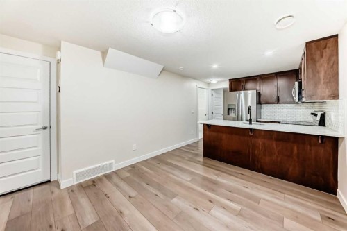 538 Sage Hill Road Nw, Calgary, AB - Indoor Photo Showing Kitchen