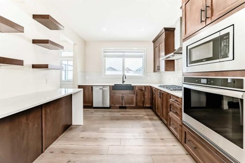 538 Sage Hill Road Nw, Calgary, AB - Indoor Photo Showing Kitchen With Upgraded Kitchen