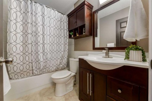 16 Prestwick Road Se, Calgary, AB - Indoor Photo Showing Bathroom