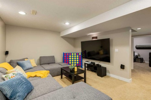 16 Prestwick Road Se, Calgary, AB - Indoor