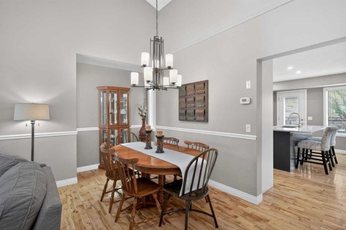 3513 Douglas Woods Heights Se, Calgary, AB - Indoor Photo Showing Dining Room