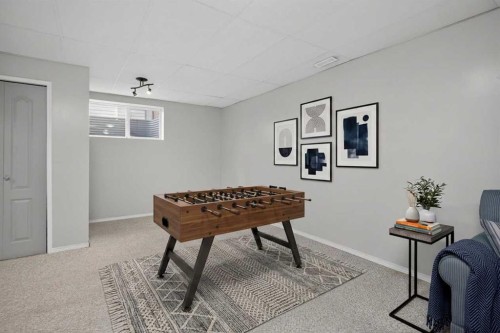 3513 Douglas Woods Heights Se, Calgary, AB - Indoor Photo Showing Other Room