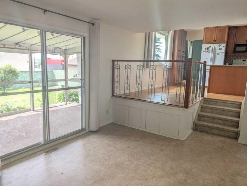 3711 Beaver Road Nw, Calgary, AB - Indoor Photo Showing Other Room
