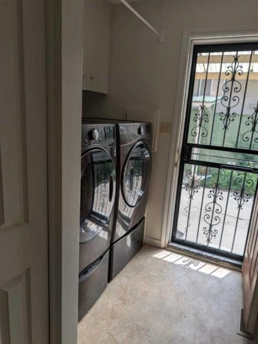 3711 Beaver Road Nw, Calgary, AB - Indoor Photo Showing Laundry Room