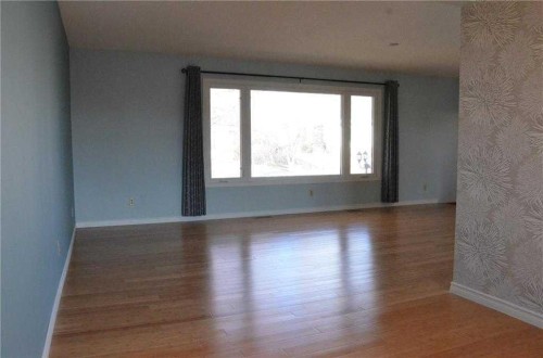 3711 Beaver Road Nw, Calgary, AB - Indoor Photo Showing Other Room
