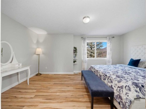 101 Everstone Place Sw, Calgary, AB - Indoor Photo Showing Bedroom