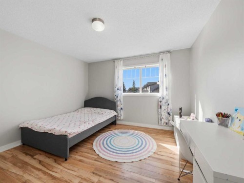 101 Everstone Place Sw, Calgary, AB - Indoor Photo Showing Bedroom