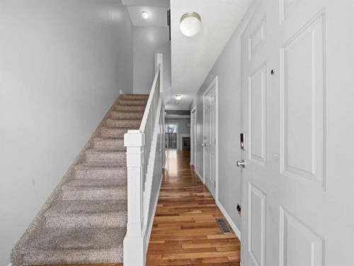 101 Everstone Place Sw, Calgary, AB - Indoor Photo Showing Other Room