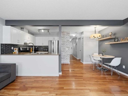 101 Everstone Place Sw, Calgary, AB - Indoor