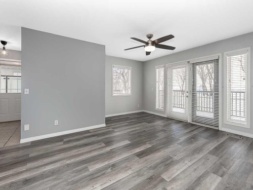 172 Simcoe Place Sw, Calgary, AB - Indoor Photo Showing Other Room