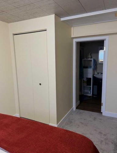 20 Ogmoor Crescent Se, Calgary, AB - Indoor Photo Showing Other Room