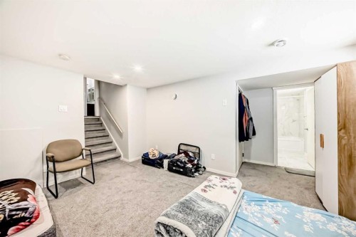 6840 4 Avenue Ne, Calgary, AB - Indoor