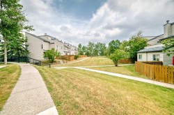 702-1540 29 Street NW Calgary, AB T2N 4M1