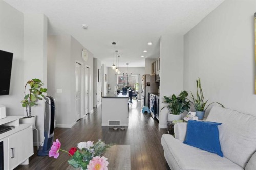 227 Copperpond Row Se, Calgary, AB - Indoor