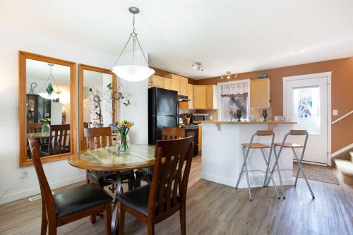 211 Prestwick Heights Se, Calgary, AB - Indoor Photo Showing Dining Room