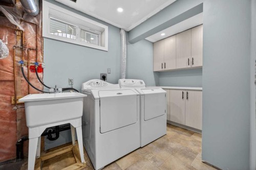 84 Macewan Glen Way Nw, Calgary, AB - Indoor Photo Showing Laundry Room