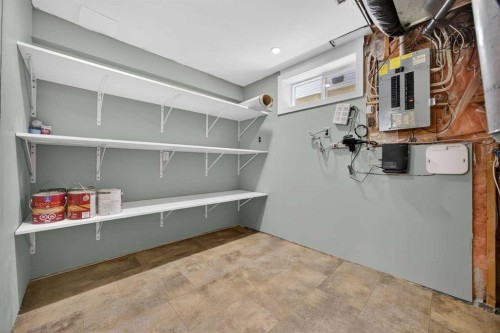 84 Macewan Glen Way Nw, Calgary, AB - Indoor With Storage