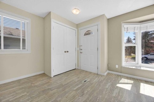 84 Macewan Glen Way Nw, Calgary, AB - Indoor Photo Showing Other Room