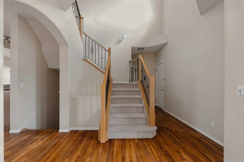 11 Valley Crest Rise Nw, Calgary, AB - Indoor Photo Showing Other Room