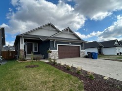 800 Mandalay Link  Carstairs, AB T0M 0N0