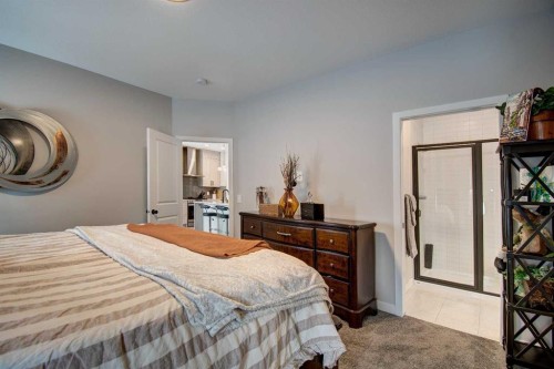 800 Mandalay Link, Carstairs, AB - Indoor Photo Showing Bedroom