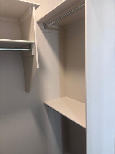 800 Mandalay Link, Carstairs, AB - Indoor With Storage