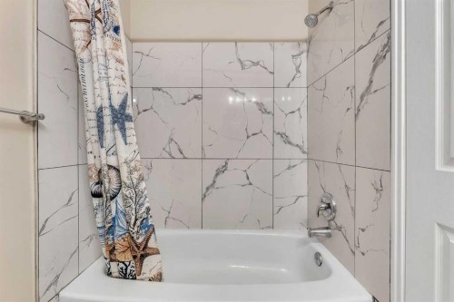 61 Martindale Boulevard Ne, Calgary, AB - Indoor Photo Showing Bathroom