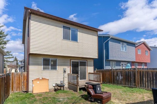 61 Martindale Boulevard Ne, Calgary, AB - Outdoor