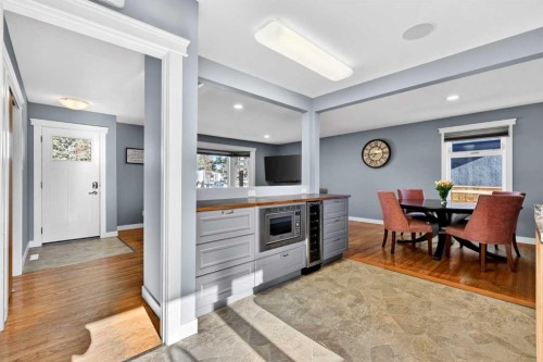 316 Wascana Crescent Se, Calgary, AB - Indoor