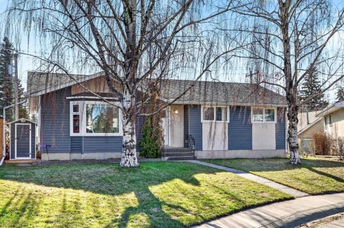 316 Wascana Crescent Se, Calgary, AB - Outdoor With Facade