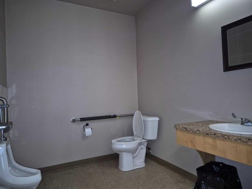 5815 49 Avenue, Olds, AB 