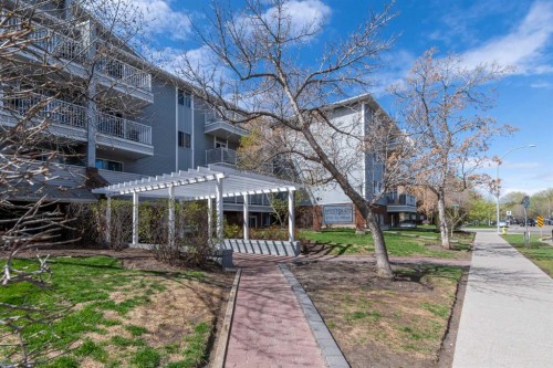 104-1735 11 Avenue SW Calgary, AB T3C 3S9