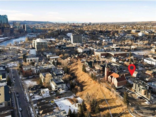 68 7 Street Ne, Calgary, AB 